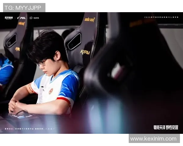 33Svan荣获最佳直播选手称号引发行业热议与粉丝欢呼