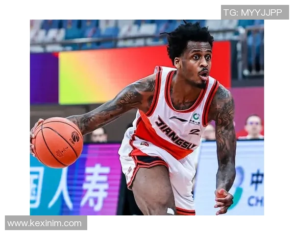 安东尼奥-布莱克尼现身球队训练营，展现出色状态