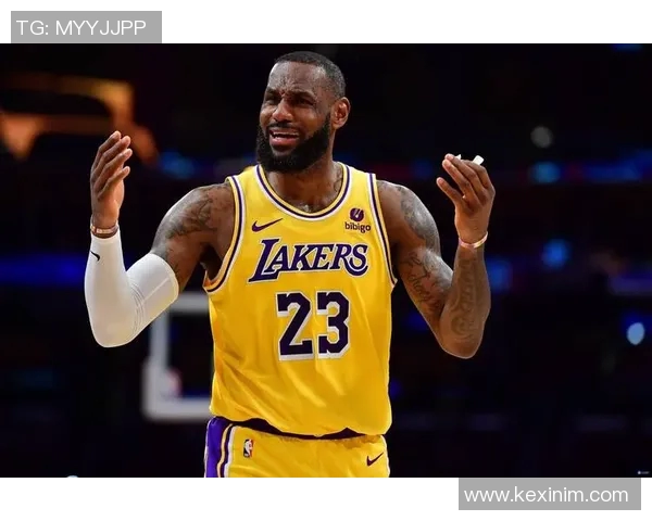 勒布朗-詹姆斯受邀担任奥运火炬传递嘉宾,备受瞩目 勒布朗-詹姆斯受邀担任奥运火炬传递嘉宾,备受瞩目