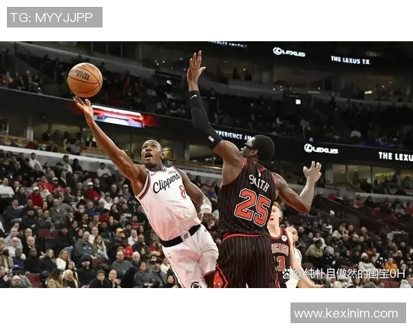 快船队主场大胜公牛:一场震撼的篮球盛宴 快船队主场大胜公牛:一场震撼的篮球盛宴