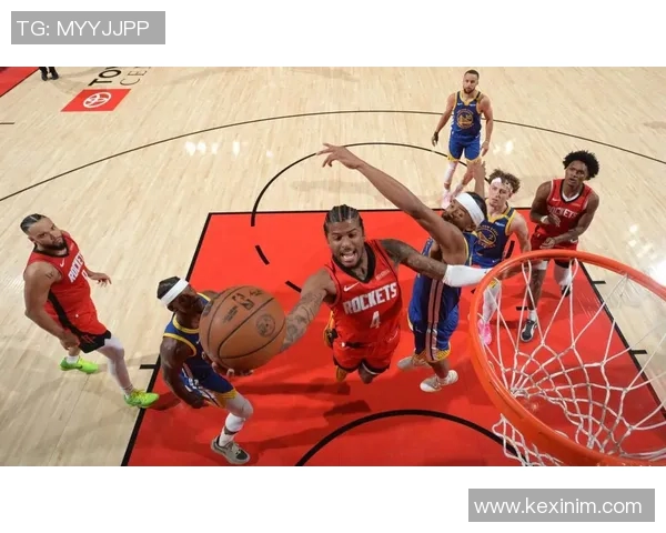 火箭队主场大胜掘金，保住季后赛希望