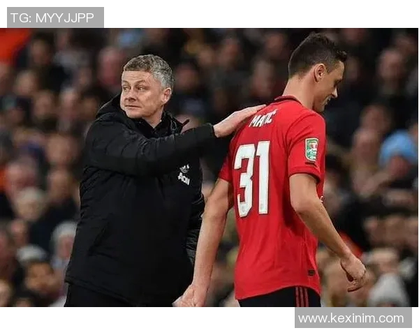 英超球队曼联惨遭惨败，主帅索尔斯克亲自负责调整球队阵容